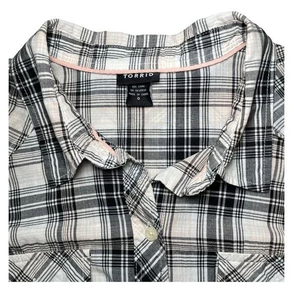 Torrid Plaid Button Down Shirt - Picture 4 of 6